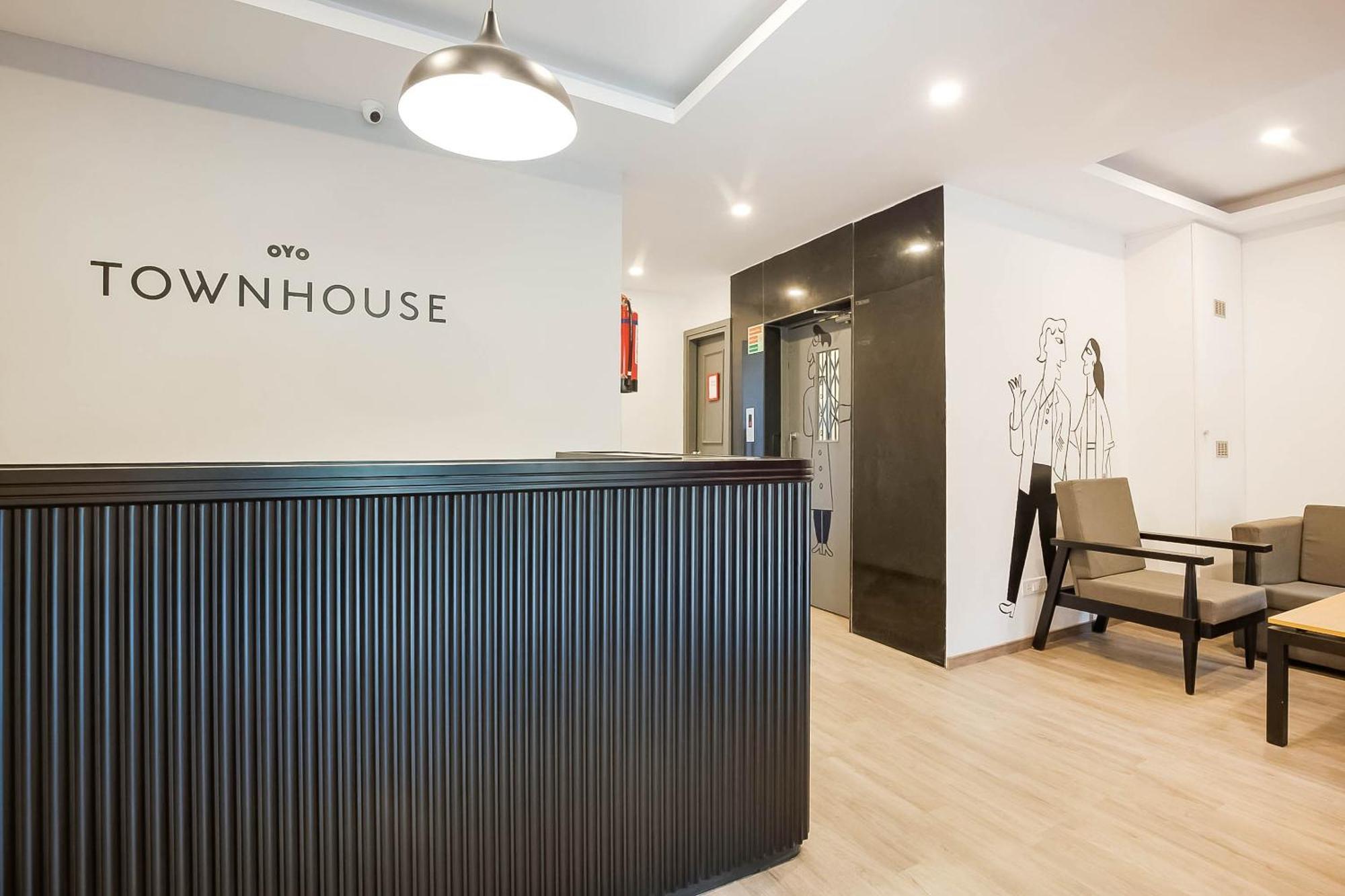 Super Townhouse Lords Inn Regency Mānglia Zewnętrze zdjęcie