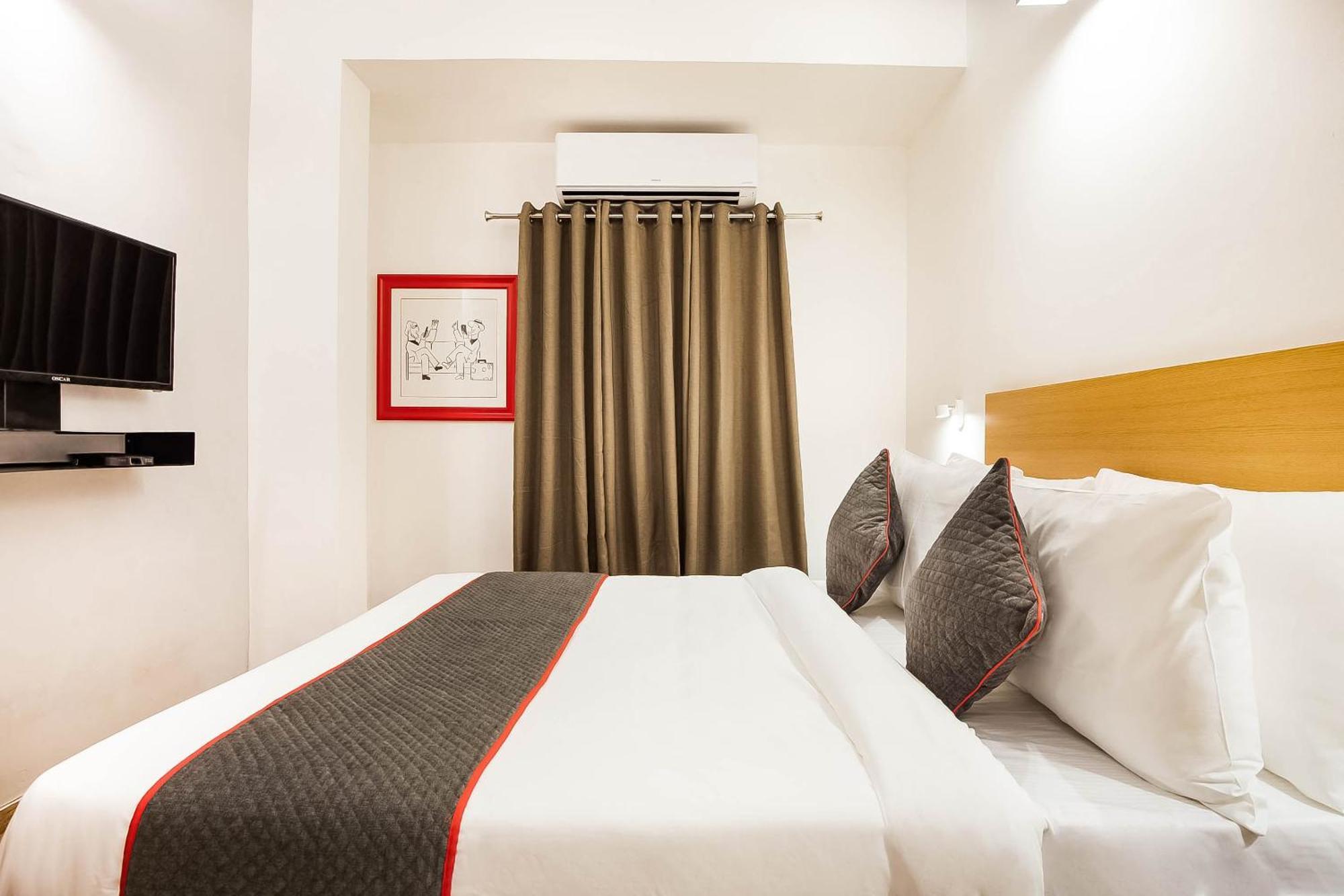 Super Townhouse Lords Inn Regency Mānglia Zewnętrze zdjęcie
